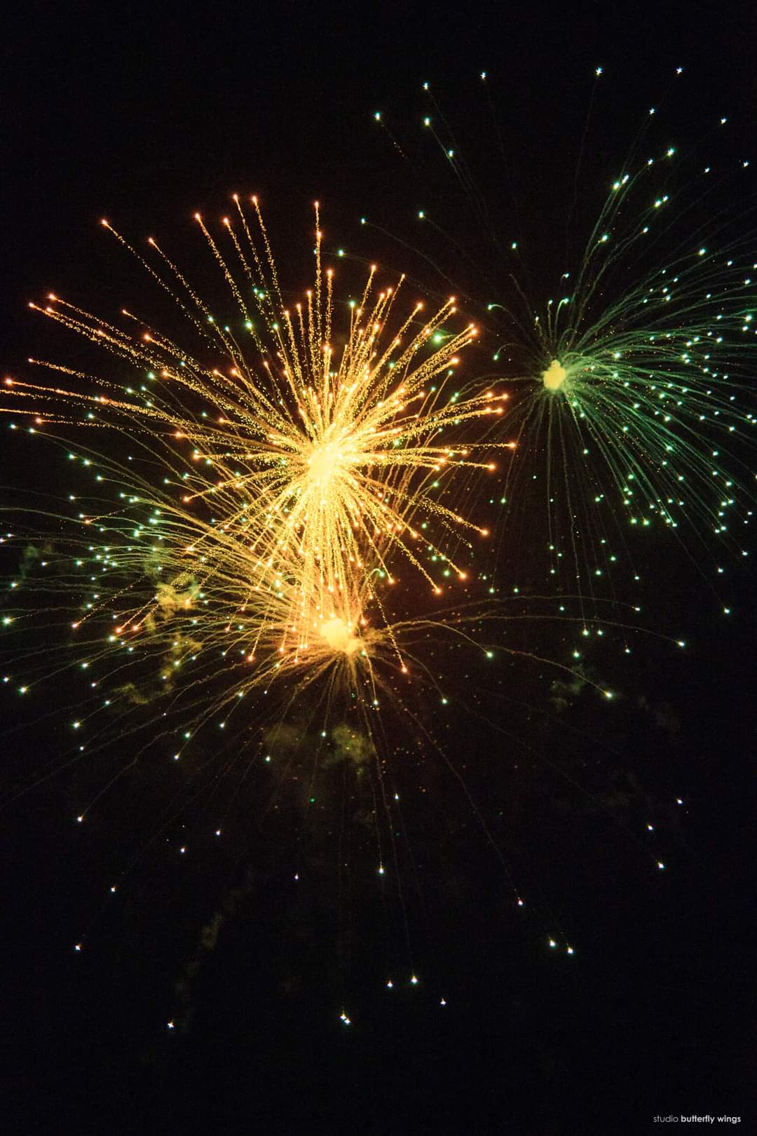Yellow Colour Shell 3" - South Lanka Fireworks